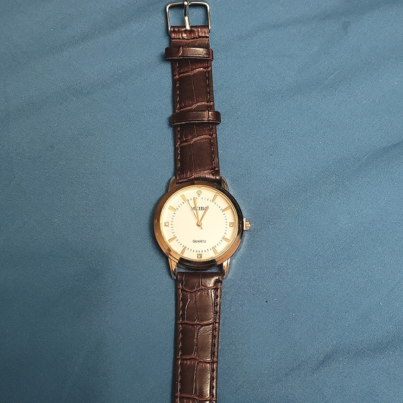 Rose Gold Plated Watch - Picture 3 of 4
